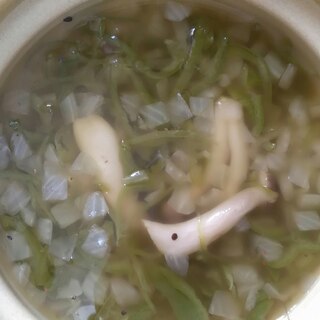 切り干し大根の戻し汁で野菜スープ